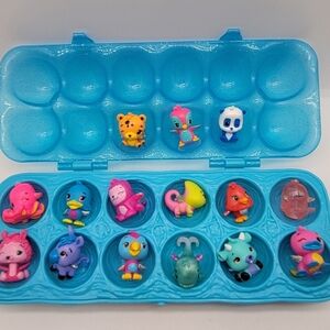Hatchimals Bundle of 15 Colleggtibles Small Figues PVC Sturdy Plastics Toys Case